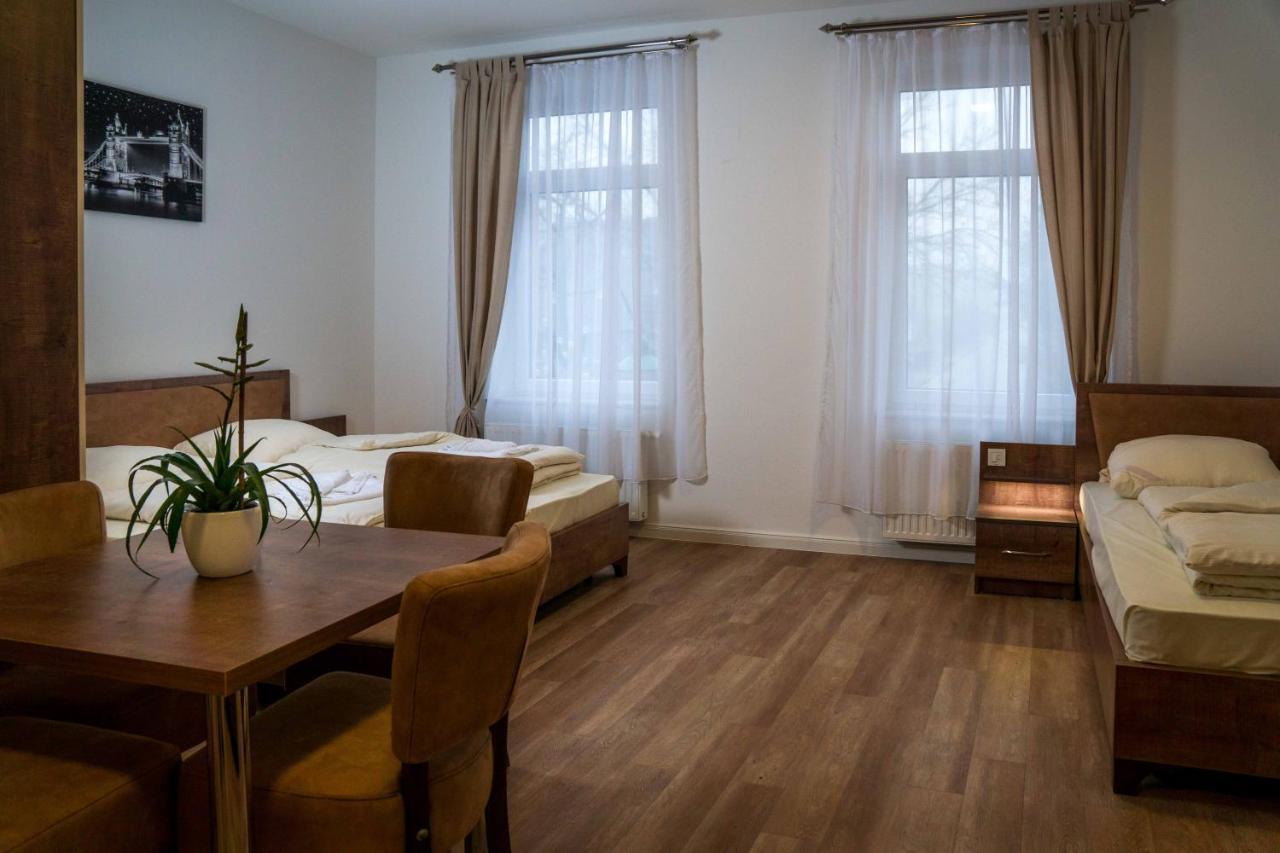 Hotel-Feuerstein Neuenkirchen  ภายนอก รูปภาพ