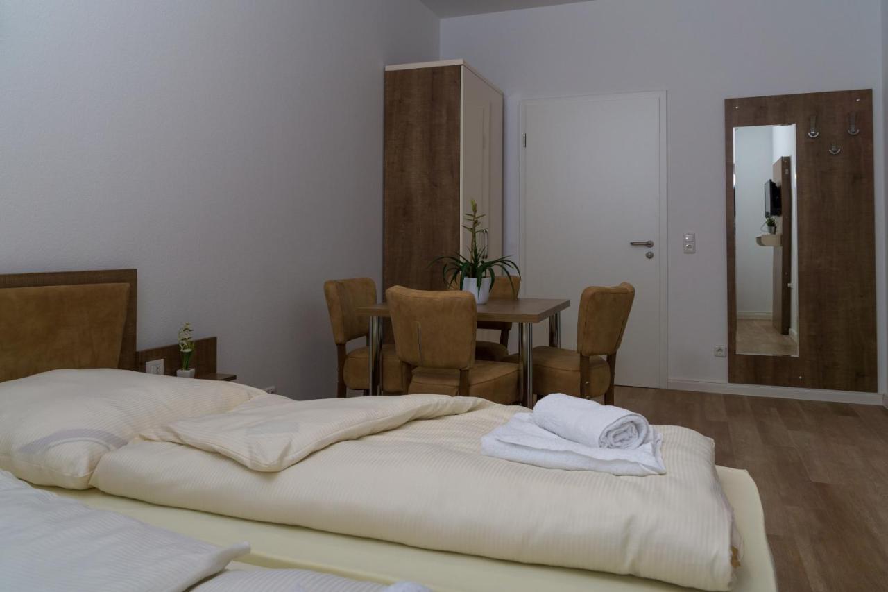 Hotel-Feuerstein Neuenkirchen  ภายนอก รูปภาพ